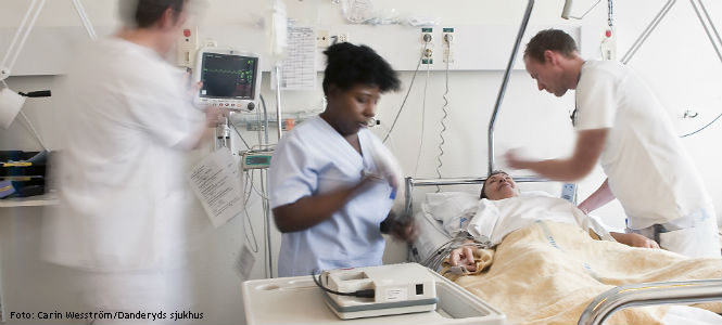 Sjuksköterskor, undersköterskor, läkare – alla behövs i vården